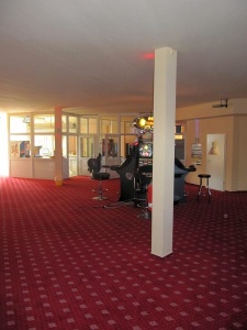 Spielhalle-Schwerin-002