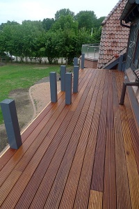 Bangkirai-Holzschutz-001